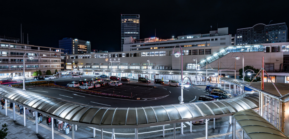 静岡駅の夜の様子